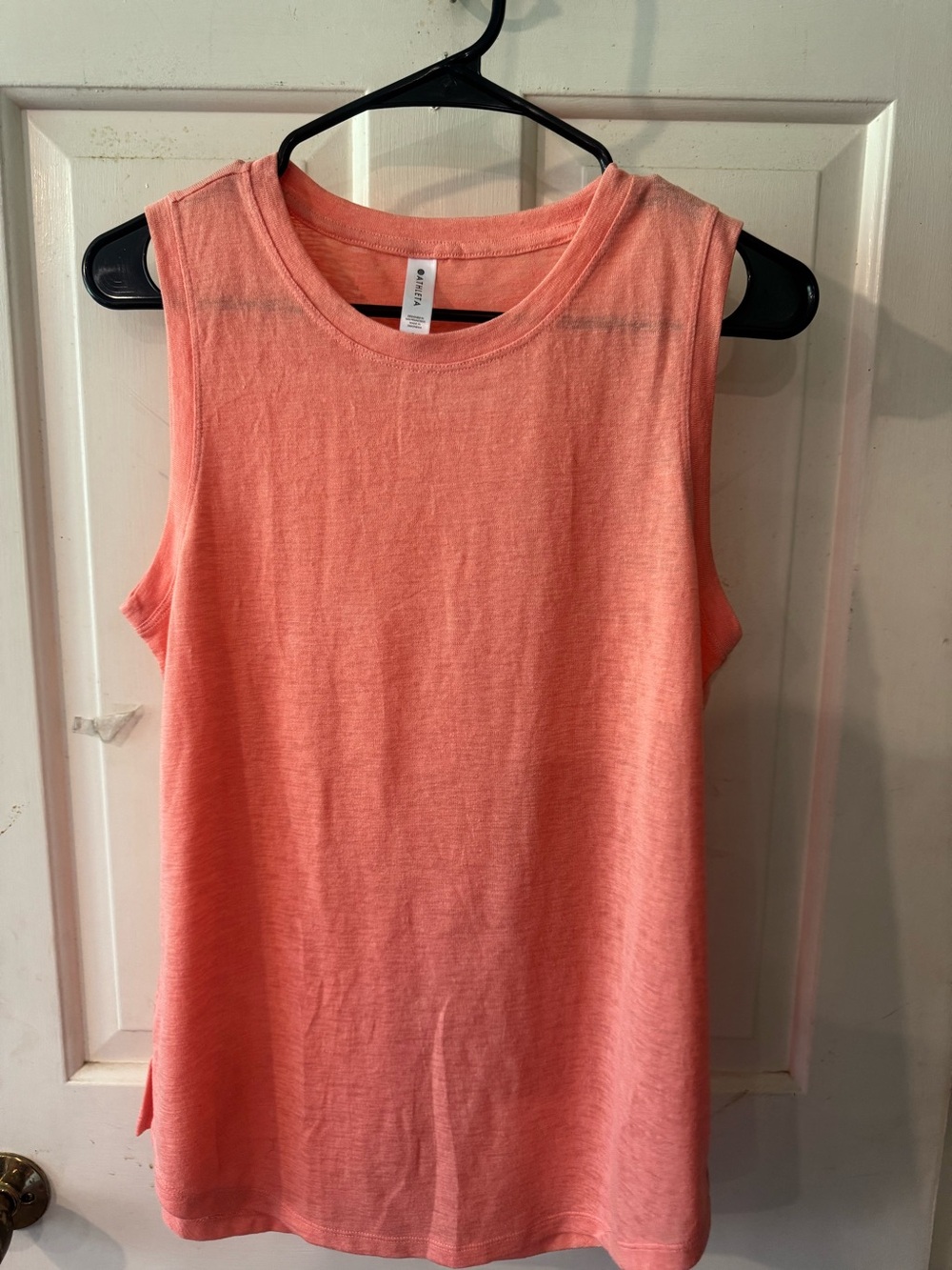 Athleta Coral Sleeveless Crewneck Tank
